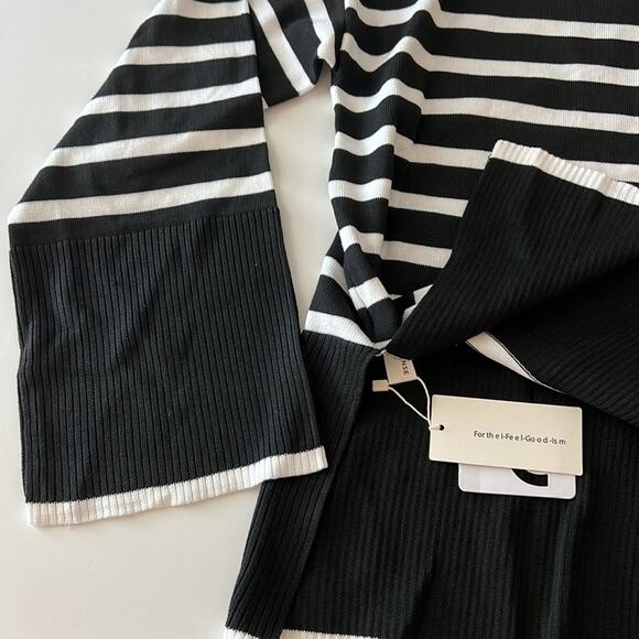 NWT REVOLVE & MINIMALIST lovers COMMENSE black white stripe oversized SWEATER L - Picture 6 of 9